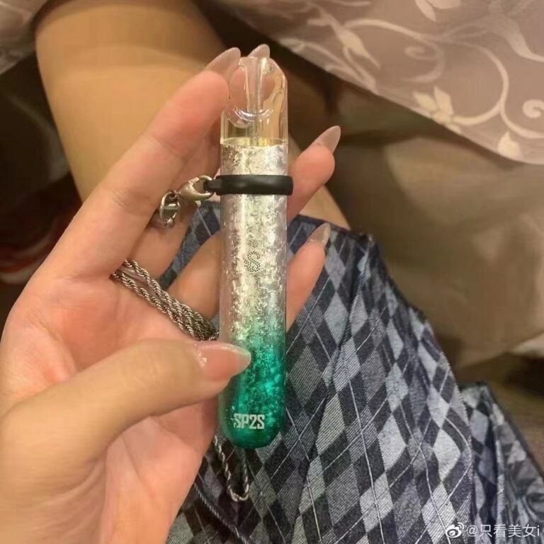 SP2S國際版主機 SP2S電子煙發光主機 通用一代煙彈 9款時尚顏色